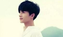 杨洋粘人爆料视频,甜蜜互动引网友热议