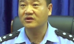 娱乐吃瓜警官老陈,娱乐吃瓜警官的趣味人生