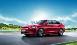 比亚迪秦最新爆料,续航突破，智能领航，引领新能源轿车新潮流