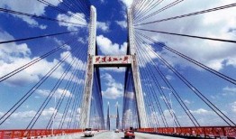 武汉大桥爆料视频,惊心动魄一幕引关注